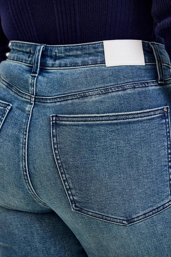Kimberly Plus Rigid Magic Straight Leg Judy Blue Jeans