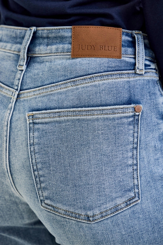 Judy Blue Billie Boyfriend Cuffed Light
