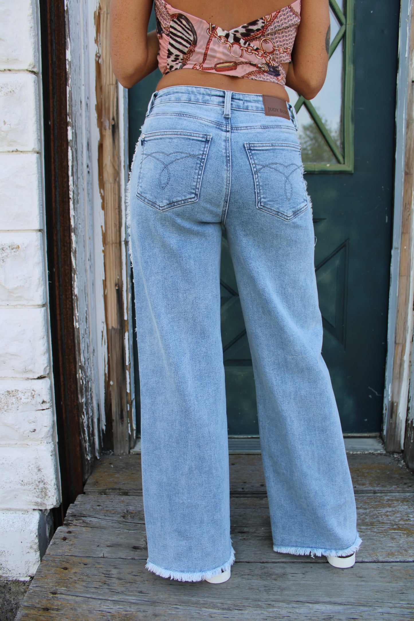 Judy Blue HW Retro Wide w/ Raw Twisted Outseam