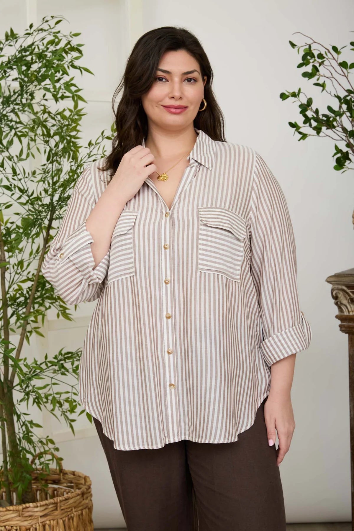 Plus + Reg Light Olive Collared Button-Down Blouse